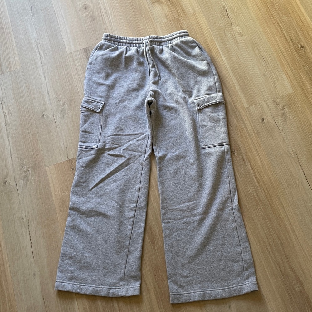 Old navy so comfy cargo sweatpants